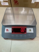 Cân điện tử R21PE Ranger™ 2000 OHaus USA